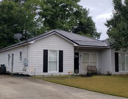 Pre-foreclosure Listing in MILL POND ST PHENIX CITY, AL 36870