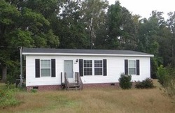 Pre-foreclosure in  COUNTRY LN Gray Court, SC 29645