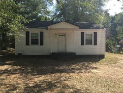 Pre-foreclosure in  INMAN DR Anderson, SC 29625