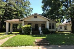 Pre-foreclosure Listing in PARK PL NEWPORT, AR 72112