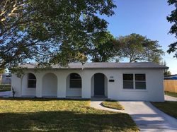 Pre-foreclosure in  SW 223RD ST Miami, FL 33170