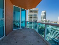 Pre-foreclosure in  S POINTE DR  Miami Beach, FL 33139