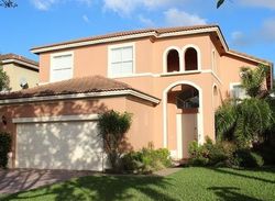 Pre-foreclosure in  PORTOFINO AVE Homestead, FL 33033