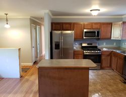 Pre-foreclosure in  HONEYSUCKLE LN Charleston, SC 29412
