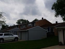 Pre-foreclosure Listing in PINEWOOD LN BLOOMINGDALE, IL 60108