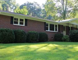 Pre-foreclosure in  KNOLLVIEW DR Greenville, SC 29611