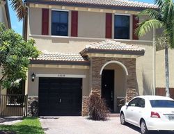 Pre-foreclosure in  SW 114TH PL Homestead, FL 33032