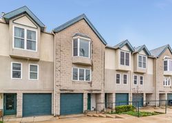 Pre-foreclosure in  SOUTH BLVD Oak Park, IL 60302