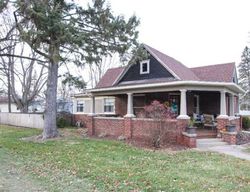 Pre-foreclosure in  N SANDUSKY ST Catlin, IL 61817