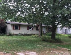 Pre-foreclosure Listing in N SALISBURY ST GILLESPIE, IL 62033