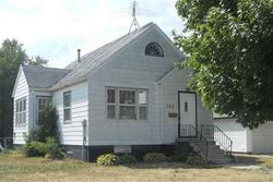 Pre-foreclosure in  S WASHINGTON ST Dunkerton, IA 50626