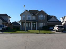Pre-foreclosure in  ARTESA DR Marrero, LA 70072