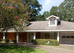 Pre-foreclosure in  SHERWOOD FOREST BLVD Baton Rouge, LA 70815