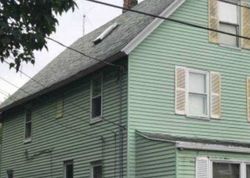 Pre-foreclosure Listing in DAVIS ST HOLYOKE, MA 01040