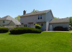 Pre-foreclosure Listing in ALICIA DR CARY, IL 60013