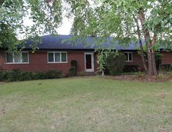 Pre-foreclosure Listing in FLORENCE DR MCHENRY, IL 60051
