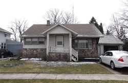 Pre-foreclosure in  W PARK ST Harvard, IL 60033
