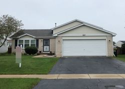 Pre-foreclosure Listing in CADBURY CIR LAKE IN THE HILLS, IL 60156