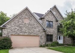 Pre-foreclosure Listing in CHANCERY LN CARY, IL 60013