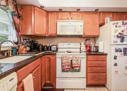  Cartpath Dr, Meriden CT