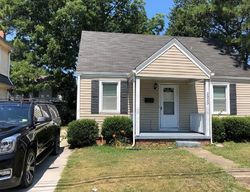 Pre-foreclosure in  TIDEWATER DR Norfolk, VA 23509