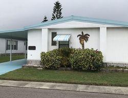  Southport Dr, Holiday FL