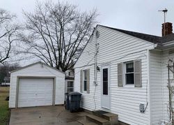 Pre-foreclosure in  BURTON PL Anderson, IN 46013