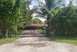 Pre-foreclosure in  SW 202ND ST Miami, FL 33187