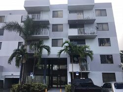 Pre-foreclosure in  NW 8TH ST  Miami, FL 33126