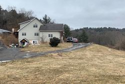  Sherwood Forest Rd, Stroudsburg PA