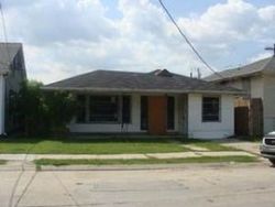 Pre-foreclosure in  CARLSBAD DR Shreveport, LA 71115
