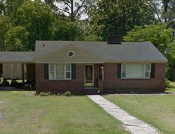 Pre-foreclosure Listing in E JACKSON ST DILLON, SC 29536