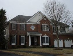 Pre-foreclosure Listing in HORSEPEN WOODS LN HERNDON, VA 20171