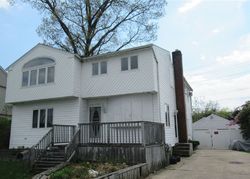 Pre-foreclosure Listing in MARTIN AVE BELLMORE, NY 11710