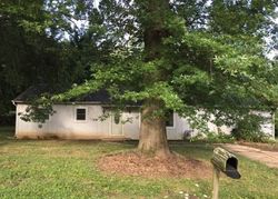 Pre-foreclosure in  HOPEFUL RD Florence, KY 41042