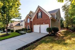Pre-foreclosure in  ERWIN RIDGE AVE Charlotte, NC 28213