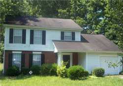 Pre-foreclosure in  BURNT UMBER DR Charlotte, NC 28215