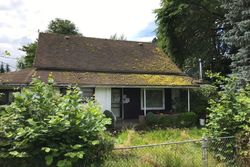Pre-foreclosure Listing in OSTRANDER AVE W KELSO, WA 98626
