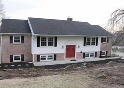 Pre-foreclosure in  FIESTA DR York, PA 17403
