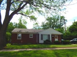 Pre-foreclosure in  COLONIAL ST Dearborn Heights, MI 48127