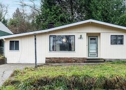 Pre-foreclosure in  25TH AVE SW Seattle, WA 98106