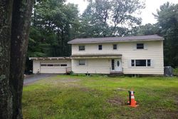 Pre-foreclosure Listing in WASON RD HUDSON, NH 03051