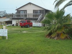 Pre-foreclosure Listing in 9TH ST DICKINSON, TX 77539