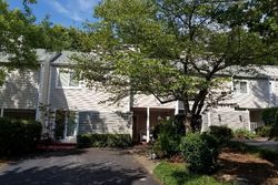 Pre-foreclosure in  CRICKET LAKE DR Charlotte, NC 28277