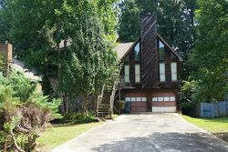Pre-foreclosure in  SAINT SIMONS CV Lawrenceville, GA 30044
