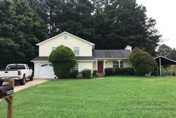 Pre-foreclosure Listing in SHELLEY LN NW LILBURN, GA 30047