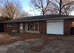  Carlyle Ave, Belleville IL