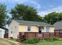  S 12th St, Pekin IL
