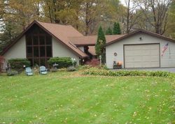 Pre-foreclosure Listing in LAKE HENRY RD LAKE ARIEL, PA 18436