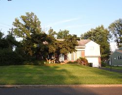  Colonial Dr, Warminster PA